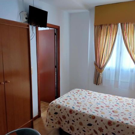 Hostal Casa Pepe Tauste Luaran gambar