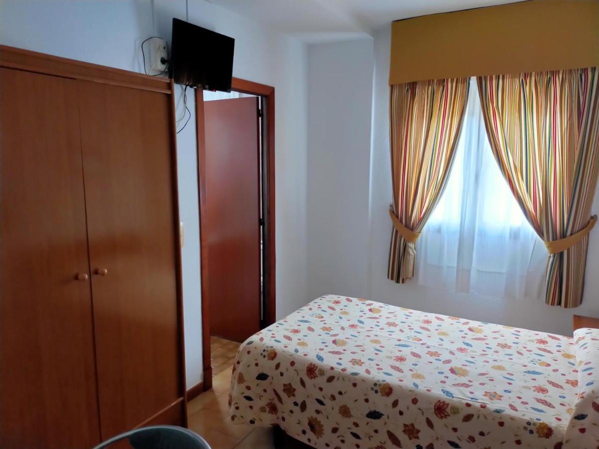 Hostal Casa Pepe Tauste Luaran gambar