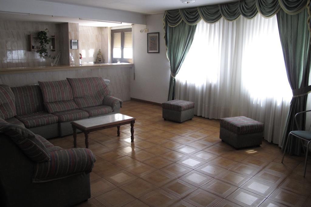 Hostal Casa Pepe Tauste Luaran gambar